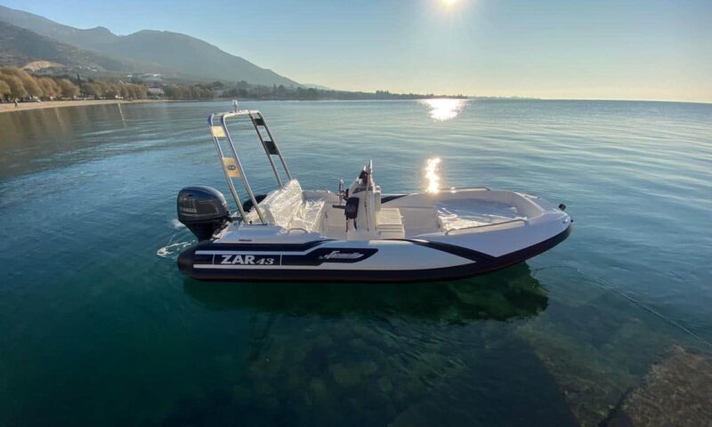 Bateau ZAR 43
